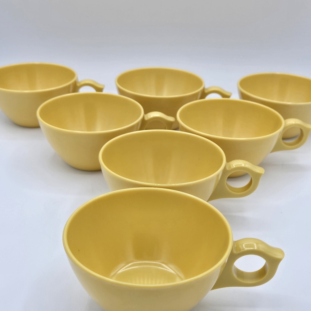 Vintage Laguna Melmac Coffee Tea Cups Yellow Set of 7 Melamine Retro‎ Kitchen